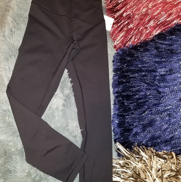Lululemon Leggins - Picture 1 of 3